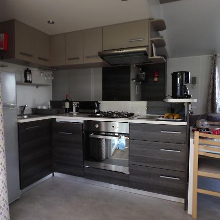 Camping Les Charmettes- Les Mathes ภายนอก รูปภาพ