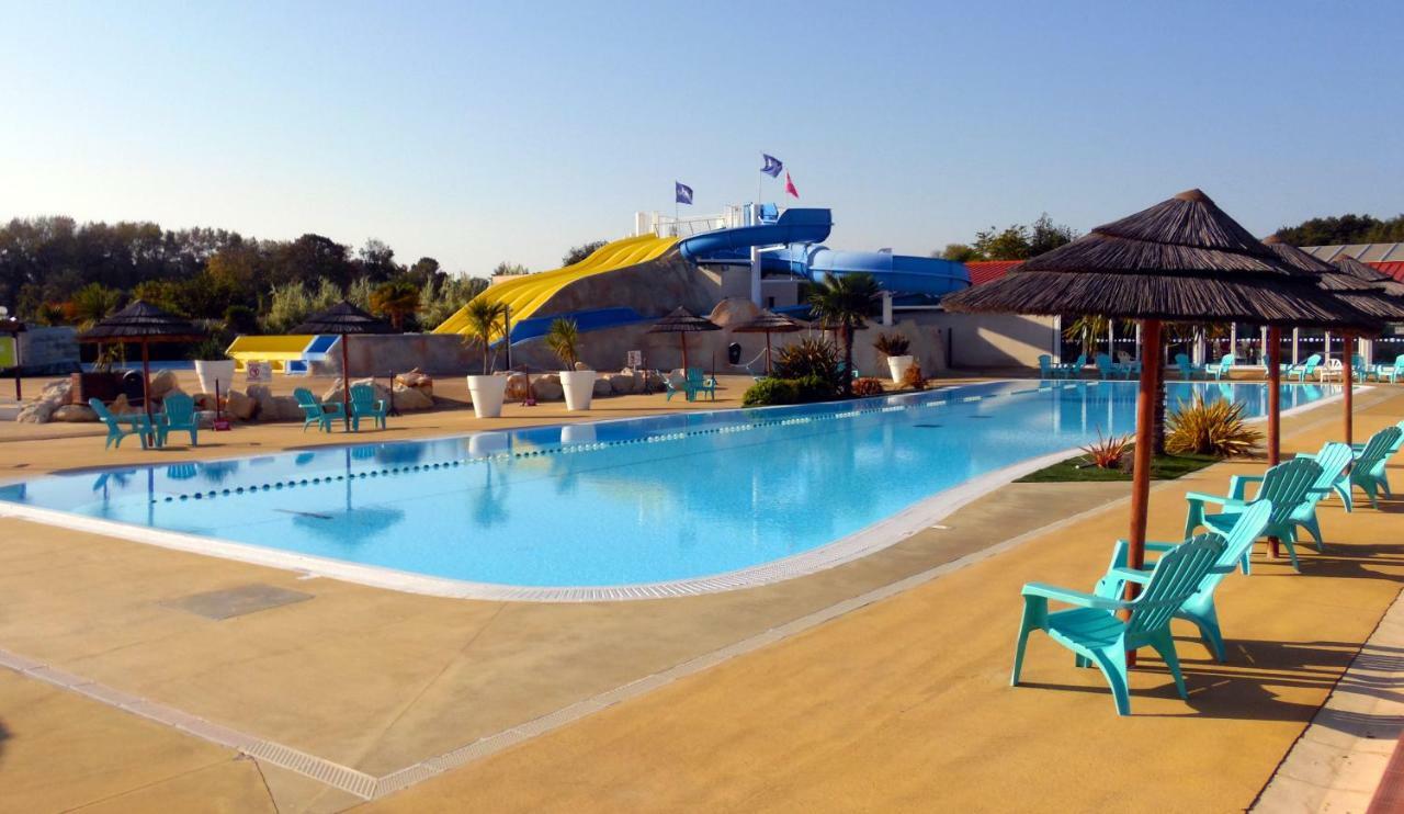 Camping Les Charmettes- Les Mathes ภายนอก รูปภาพ