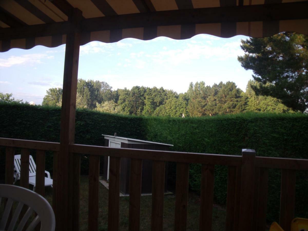 Camping Les Charmettes- Les Mathes ภายนอก รูปภาพ
