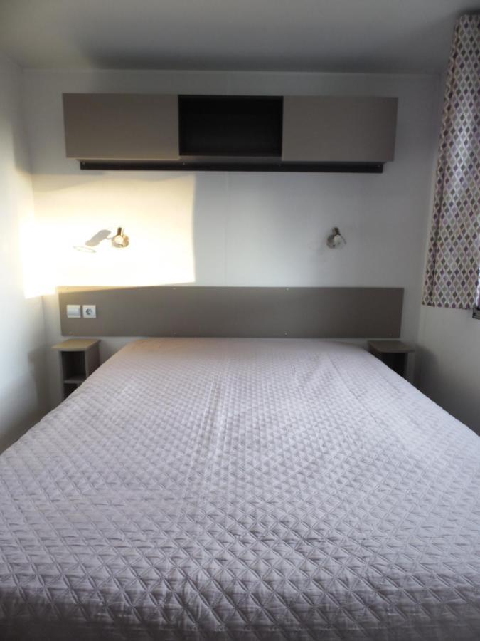 Camping Les Charmettes- Les Mathes ภายนอก รูปภาพ